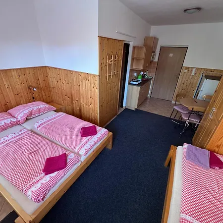 Ubytování v soukromí U švýcarského Dvora
